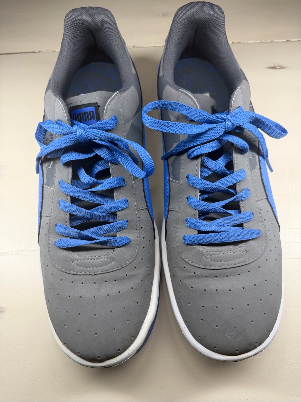 Puma Men's Gray Sneakers with Blue Accents. Like new. Men’s 14.